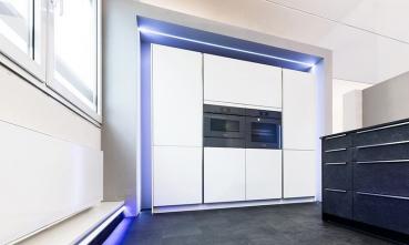 Preview: U-Profil flach AU-01-12 für 12 - 13,3 mm LED Stripes, Silber, gebürstet, 2000 mm