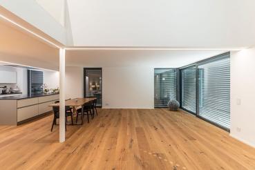 Preview: U-Profil flach AU-01-12 für 12 - 13,3 mm LED Stripes, Silber-matt, eloxiert, 3000 mm